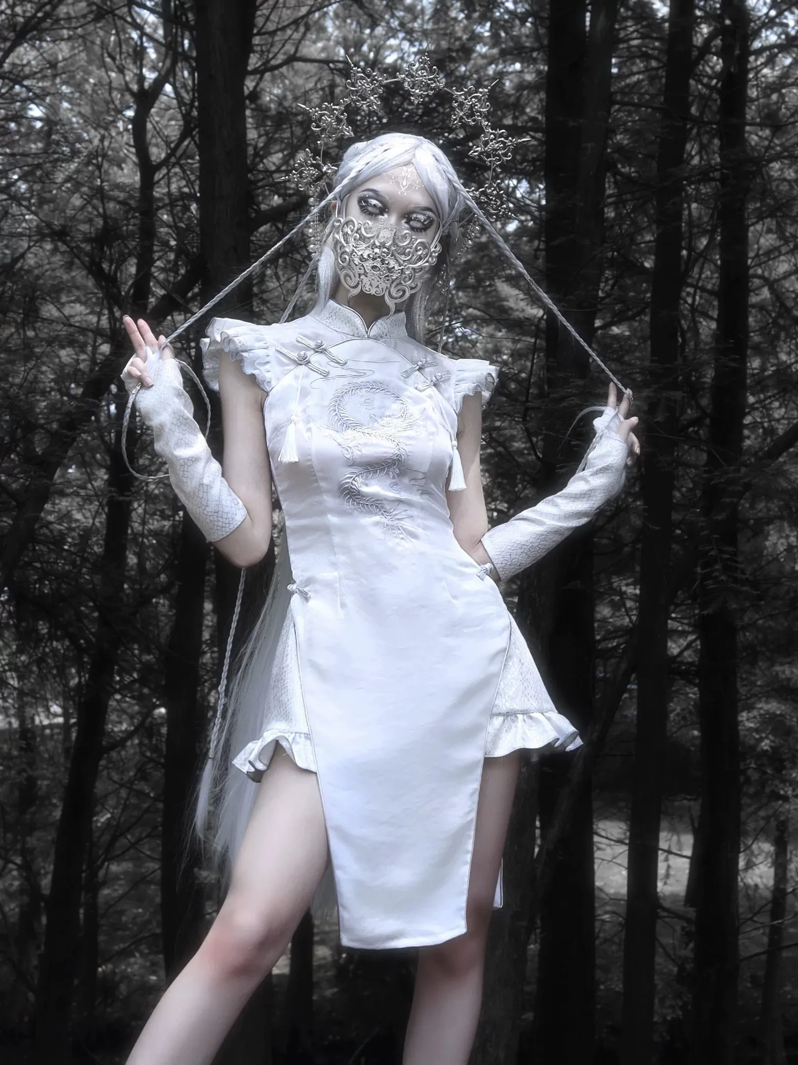 [Blood Supply] Silver Dragon With White Walker Qipao Style Mini Dress