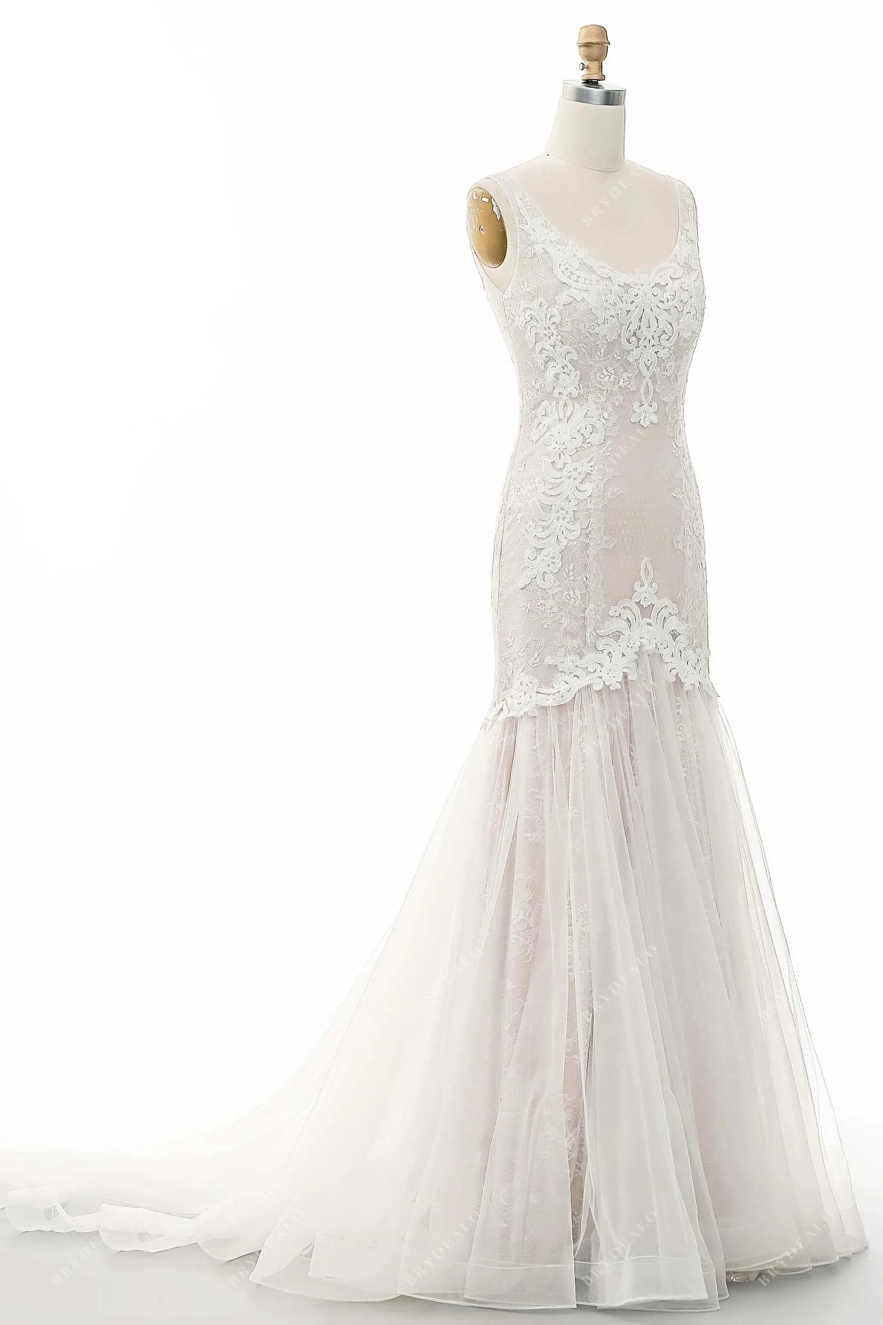 Elegant Scoop Neck Beaded Lace Nude Mermaid Bridal Gown