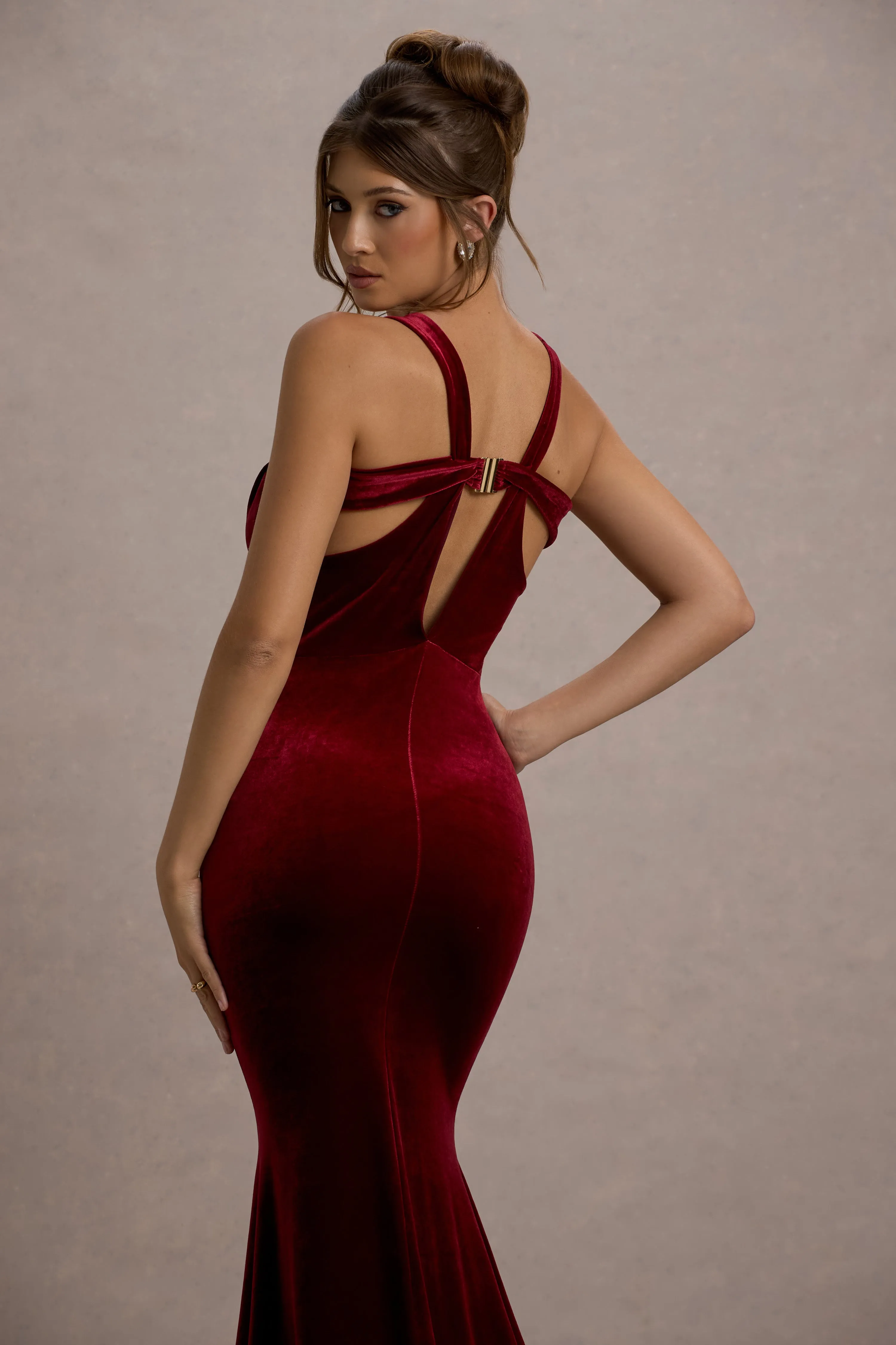 Elisabetta | Berry Velvet Plunge-Neck Fishtail Maxi Dress