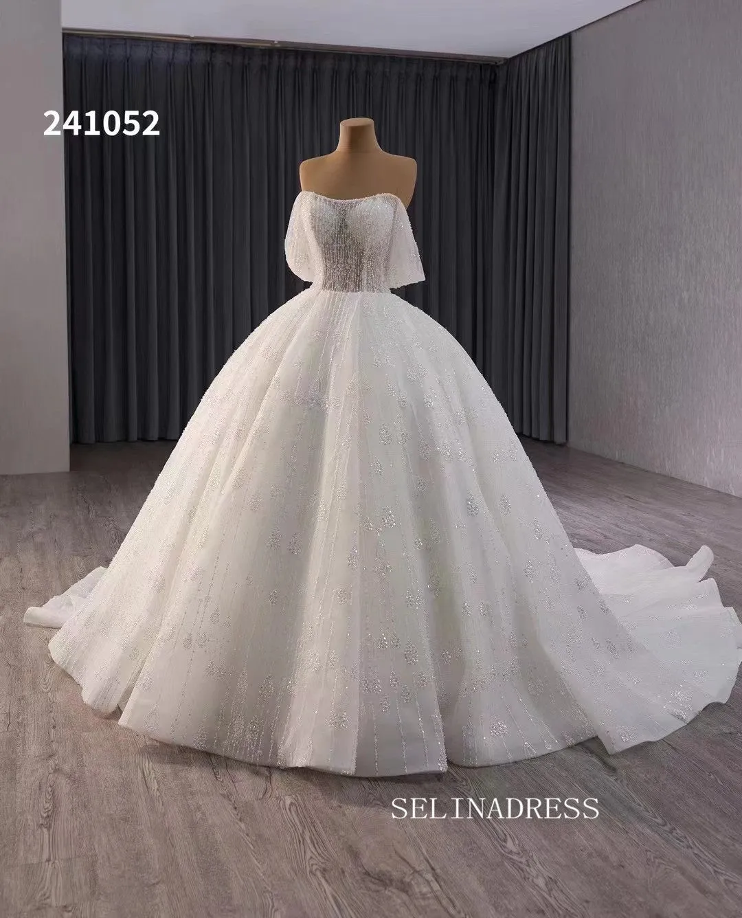 Luxury Haute Couture Wedding Dress Ball Gown Beaded Bridal Gowns 241052