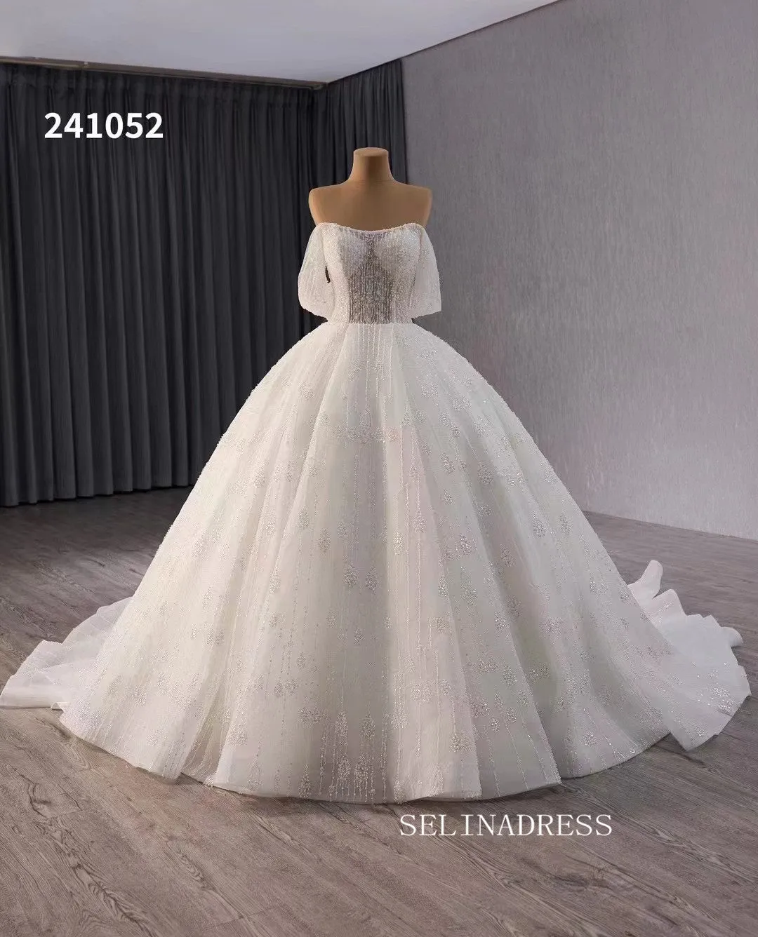 Luxury Haute Couture Wedding Dress Ball Gown Beaded Bridal Gowns 241052